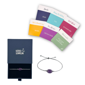 Amethyst Satin Armband in grau, 2 versilberte Perlen und silberner Schiebeperle mit 6 verschiedenen Glückwunschkarten für jeden Anlass in edler Geschenkbox. Handmade in Deutschland.