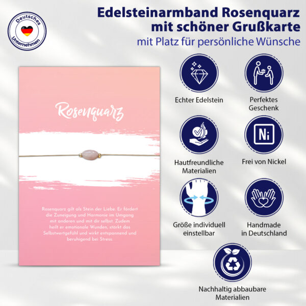 Rosenquarz Grußkarte mit Bedeutung, Edelstein Armband mit Rosenquarz und 2 vergoldeten Perlen vorne und Schiebeperle als Verschluss, elastisches Armband in beige, Briefkuvert.